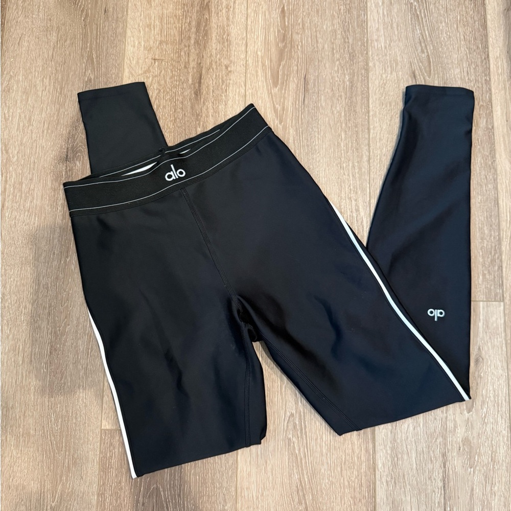 ALO Airlift High Waist Suit Up Leggings